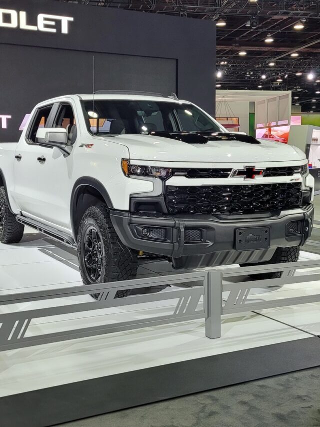 Nova Silverado ZR2 Bison 2023