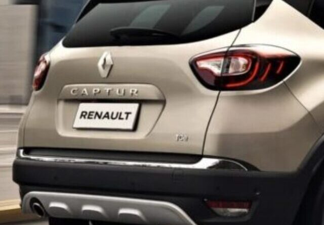 cropped-renault-captur-finish-techno-fast-track-02.jpg