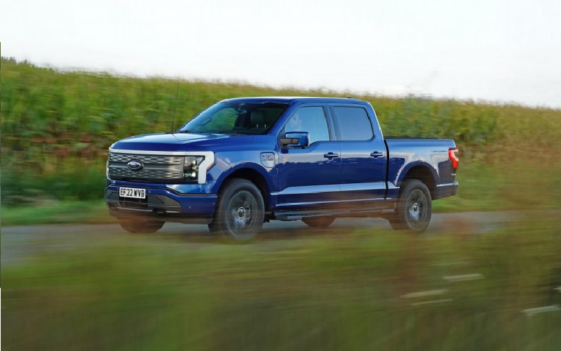 ford-150-lightning-behind-the-wheel-of-electric-pickup