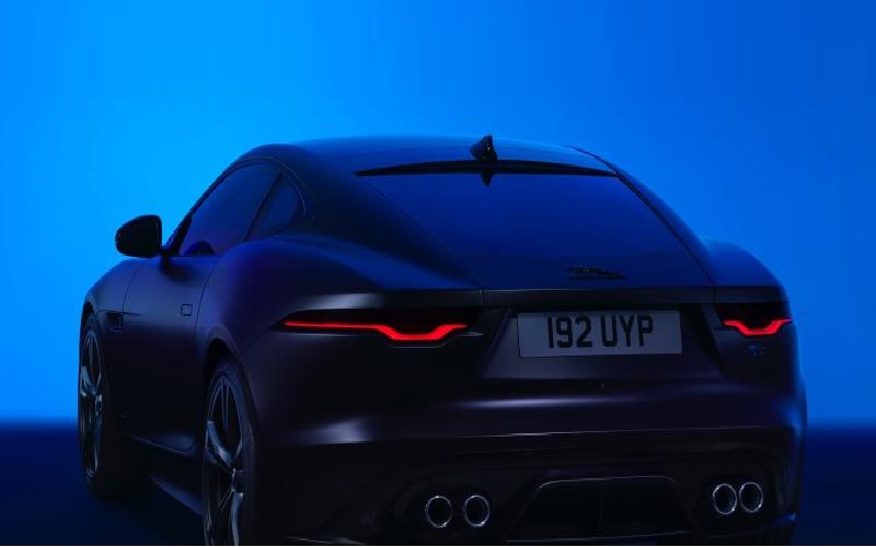 jaguar-f-type-75-see-the-farewell-tour