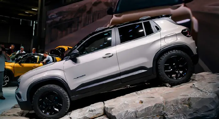 jeep-avenger-4xe-concept-la-versión-4x4-eléctrica-revelada