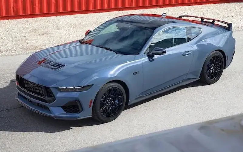 nouveau-ford-mustang-leaked-model-2024-a-un-style-évolutif