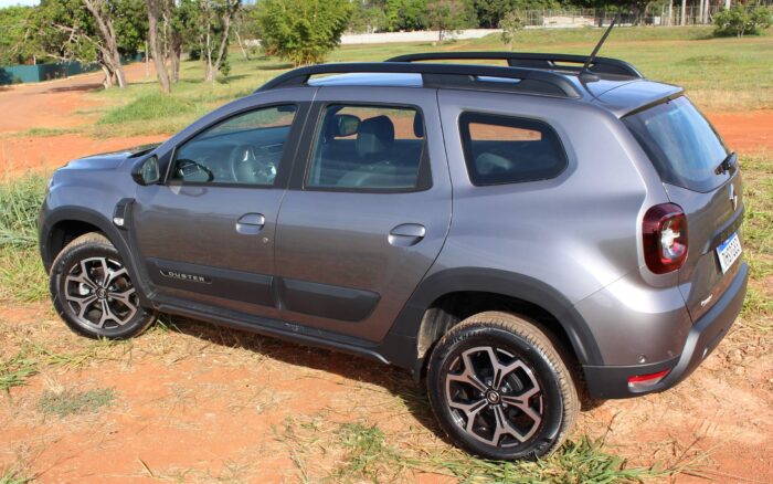 renault-duster-3-o-dacia-duster-with-diamond