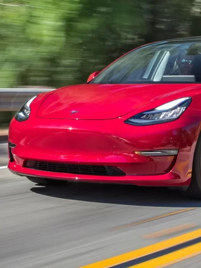 Carro elétrico mais vendido em 2022: Tesla 3